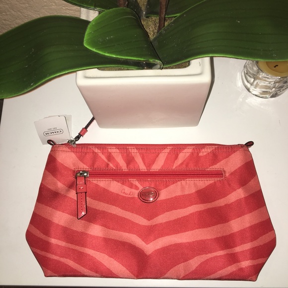 Coach cosmetic/makeup bag - Picture 1 of 3
